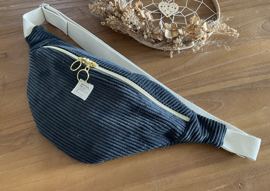 Sac banane en velours côtelé noir