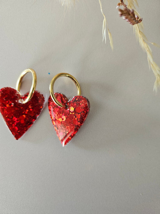 boucles créoles résine coeurs rouges