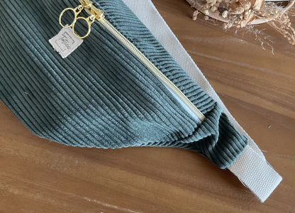 Sac banane en velours côtelé vert kaki