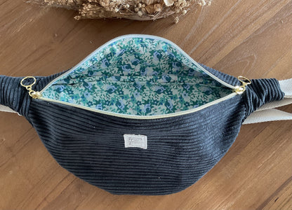 Sac banane en velours côtelé noir