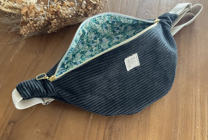 Sac banane en velours côtelé noir