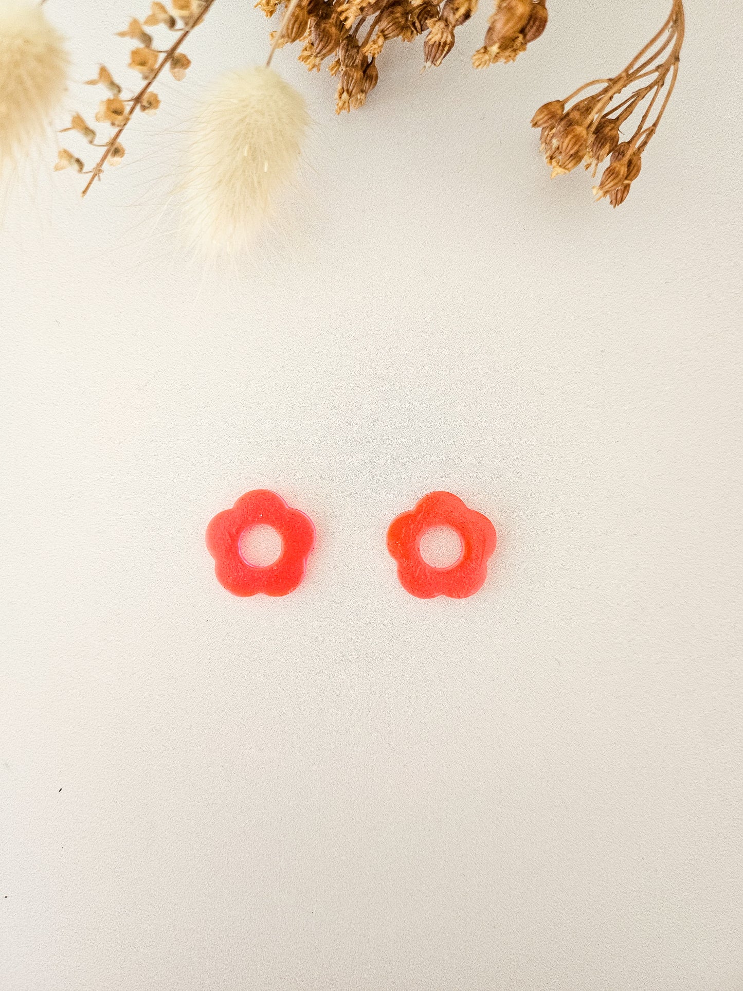 Pampille fleur pop translucide – Parfaite pour personnaliser vos accessoires