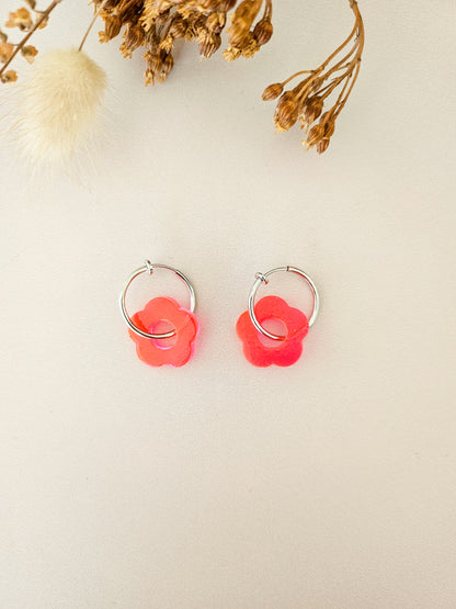 Boucles d’oreilles fleurs translucides – Légères & faites main