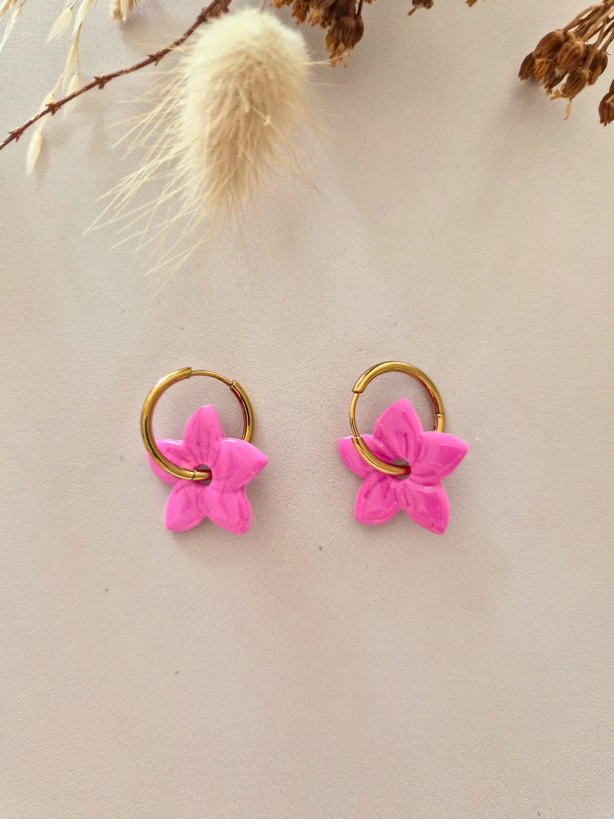 Boucles d’oreilles Fleur de Tiaré en argile polymère