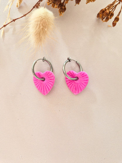 Boucles d’oreilles Cœur strié en argile polymère