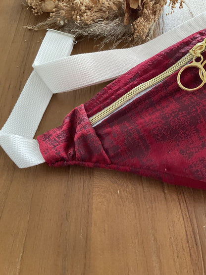 Sac banane en velours rouge bordeaux