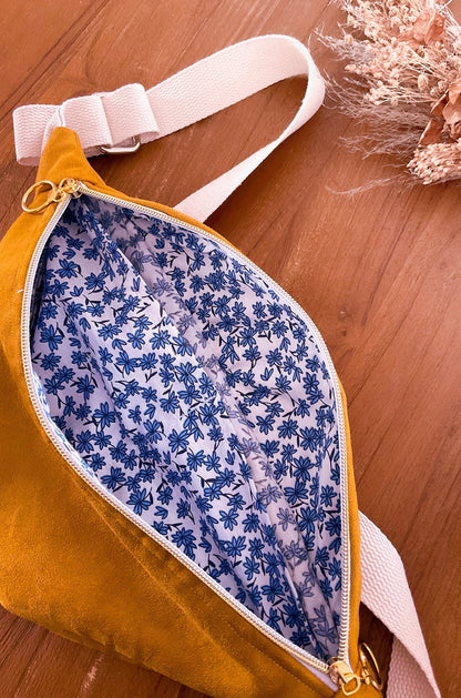 Sac banane en velours jaune moutarde