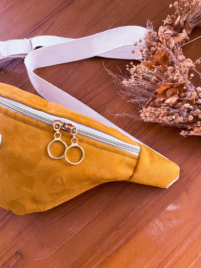 Sac banane en velours jaune moutarde