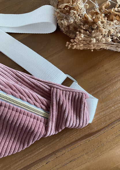 Sac banane en velours côtelé vieux rose