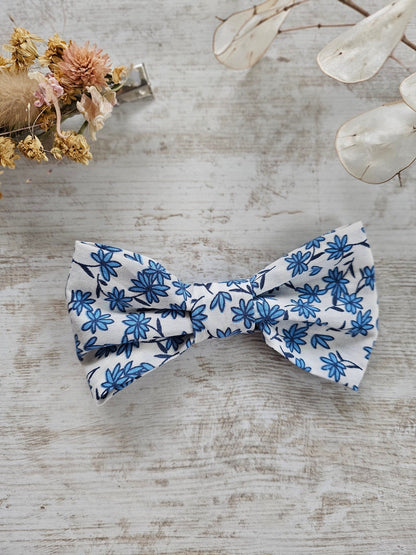 Noeud papillon liberty blanc fleurs bleues