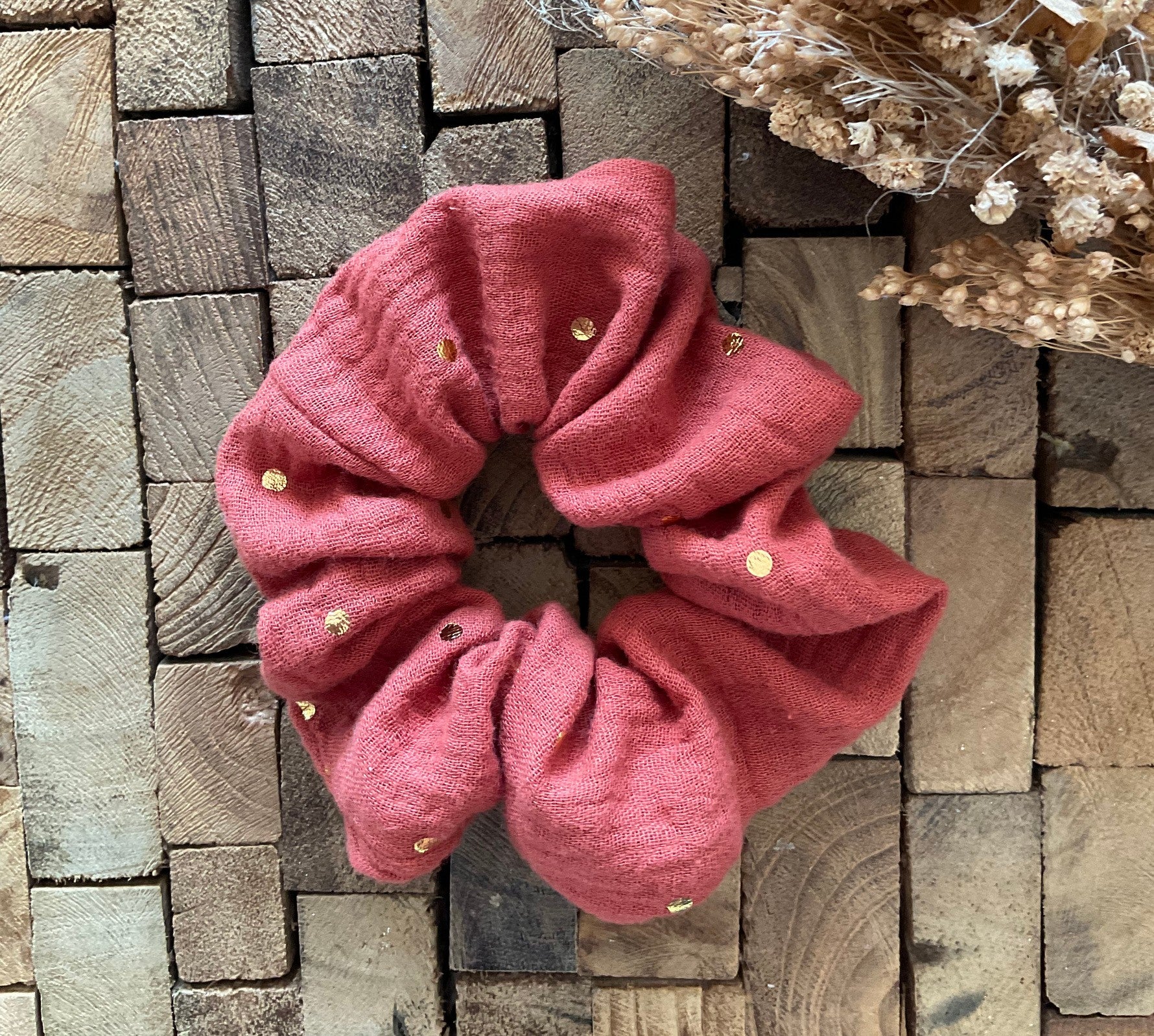 chouchou scrunchie gaze coton terracotta pois doré