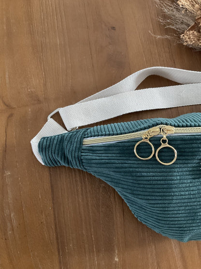 Sac banane en velours côtelé vert sapin