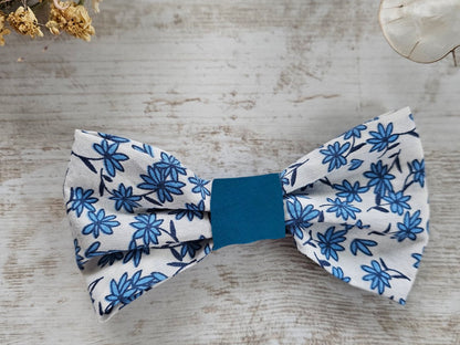 Noeud papillon bicolore liberty blanc fleurs bleues