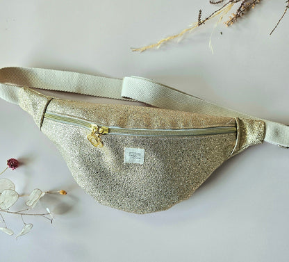 Banane simili cuir doré