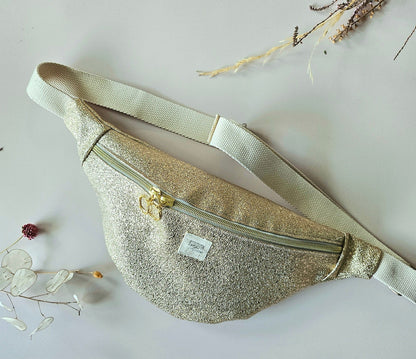 Banane simili cuir doré