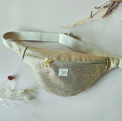 Banane simili cuir doré