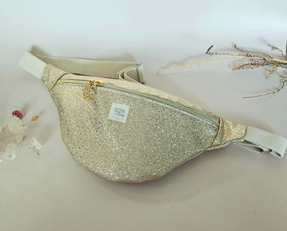 Banane simili cuir doré