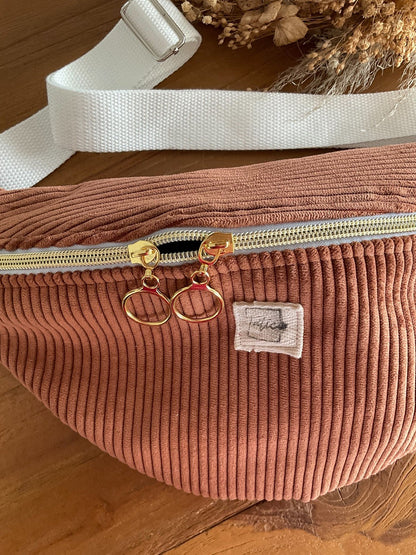 Sac banane en velours côtelé terracotta