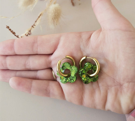 Boucle d'oreilles créole résine vert
