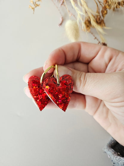 boucles créoles résine coeurs rouges